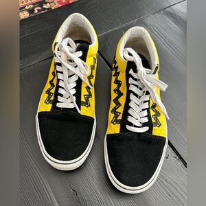 Vans Yellow and Black Charlie Brown/Peanuts Low-Top Vans